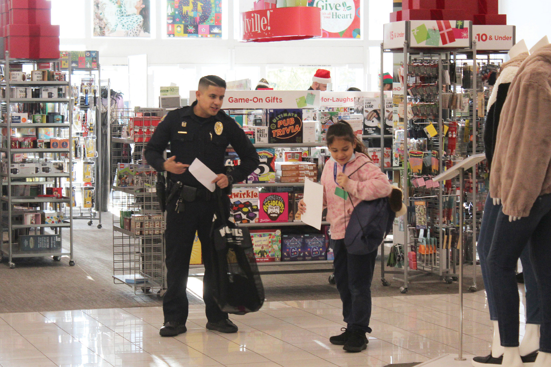 11th-annual-shop-with-a-cop-7