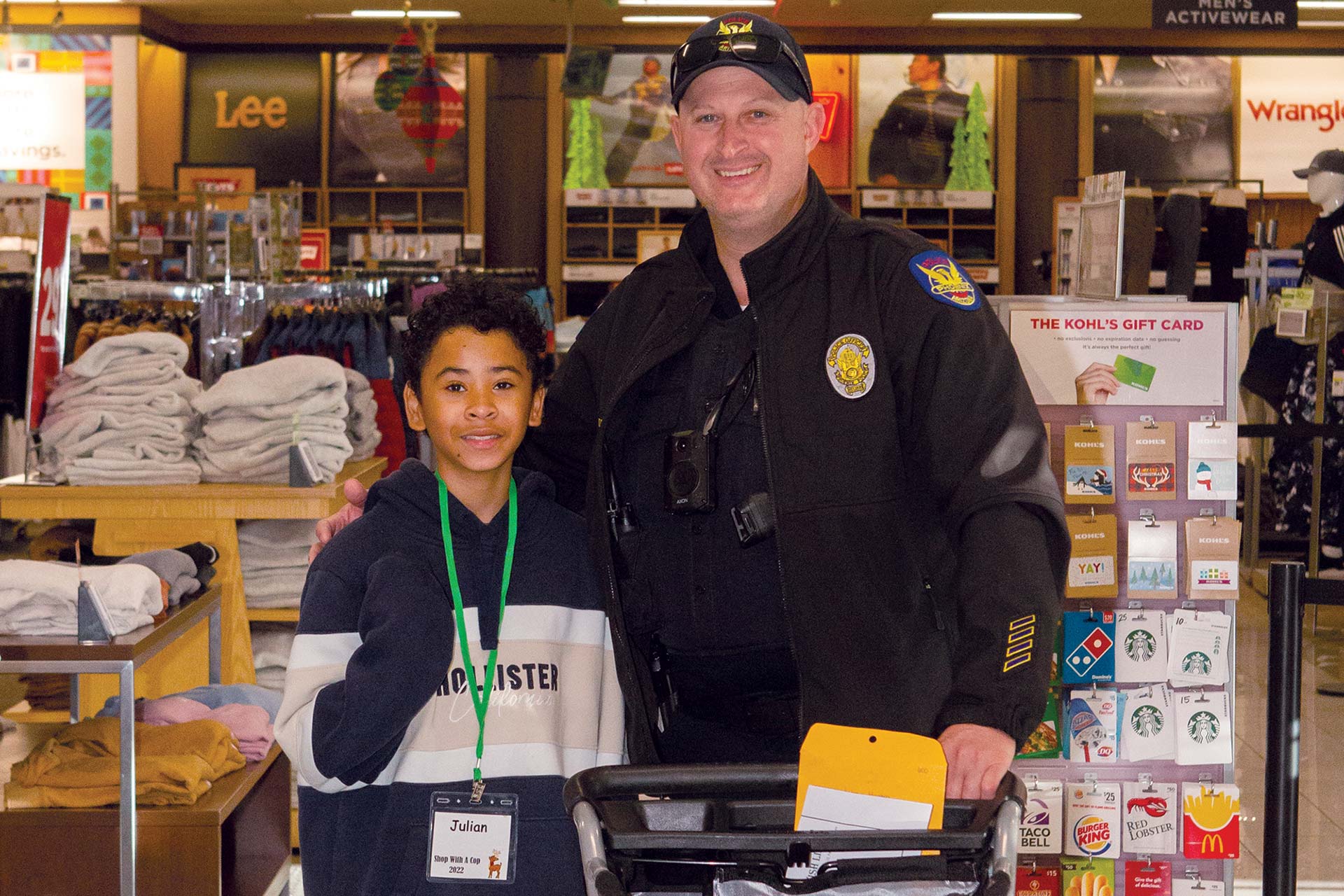 12th-annual-shop-with-a-cop-2022-12